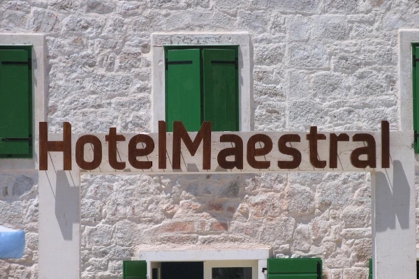 Hotel Maestral